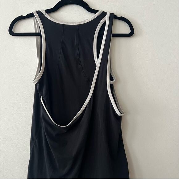 Lululemon LA Double Layer Tank in Black - Picture 4 of 5